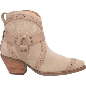 DINGO GUMMY BEAR LEATHER SAND SUEDE BOOTIE STYLE size 9.5W brand new beige